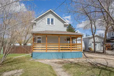 R33//Souris/Stop paying rent and start building equity in this move in ready Souris gem! This charmi...