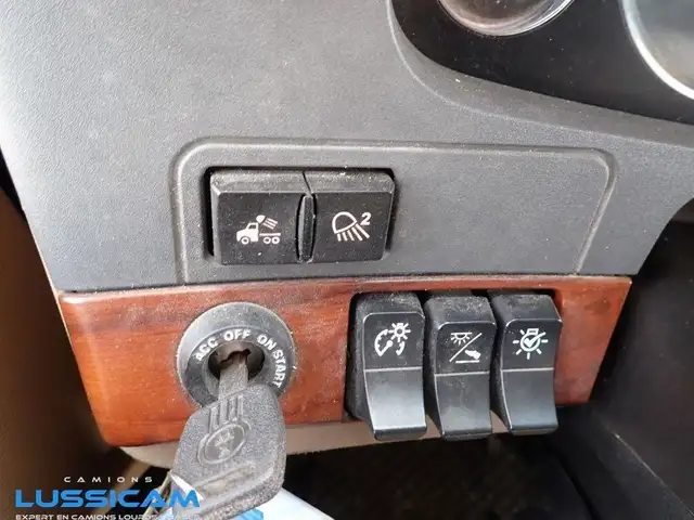 2020 Kenworth T680 in Heavy Equipment in Longueuil / South Shore - Image 17