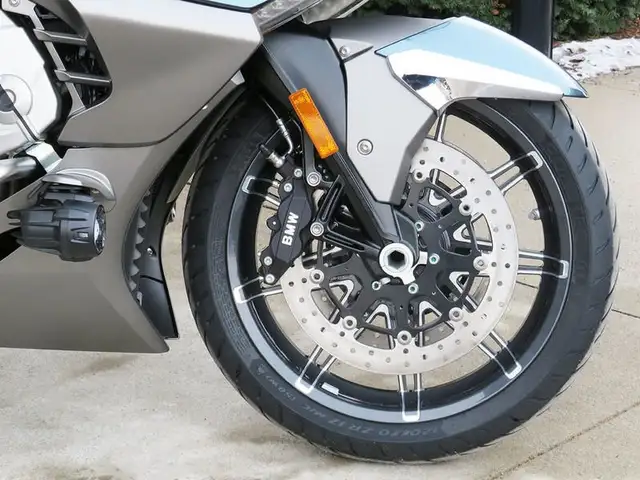 2026 BMW K 1600 GTL Option 719 in Sport Touring in Cambridge - Image 12