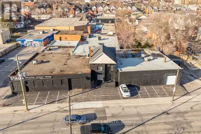 . (id:24493) MLS® #X12773226 The trademarks MLS®, Multiple Listing Service® and the associated logos...