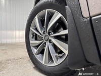 The 2020 Hyundai Santa Fe Preferred AWD with the Sun and Leather Package offers a refined blend of c... (image 9)