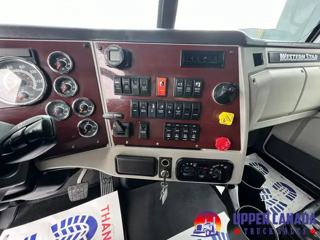 2016 Western Star 5700XE in Heavy Trucks in Saskatoon - Image 13