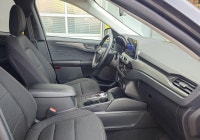 Low Mileage, 200A Equipment Group! Unique and classy, this Ford Escape offers everything you're look... (image 6)