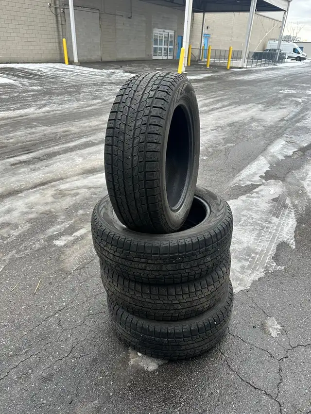 215/60/17 yokohama winters toyota corolla cross CHR Lexus Ux in Tires & Rims in Mississauga / Peel Region - Image 3