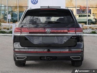 This Volkswagen Atlas delivers a Intercooled Turbo Regular Unleaded I-4 2.0 L/121 engine powering th... (image 5)