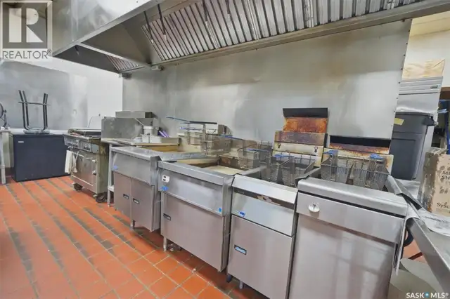 1025 Louise AVENUE Saskatoon, Saskatchewan in Commercial & Office Space for Sale in Saskatoon - Image 32