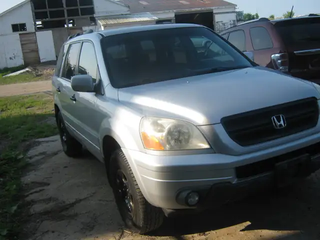 !!!!NOW OUT FOR PARTS !!!!!!WS008460 2003 HONDA PILOT in Auto Body Parts in Woodstock - Image 3