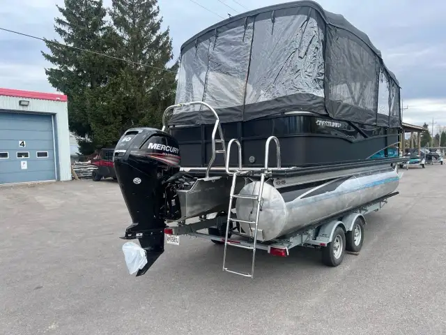 2018 CRESTLINER 200 RALLY DX in Powerboats & Motorboats in Saguenay - Image 6