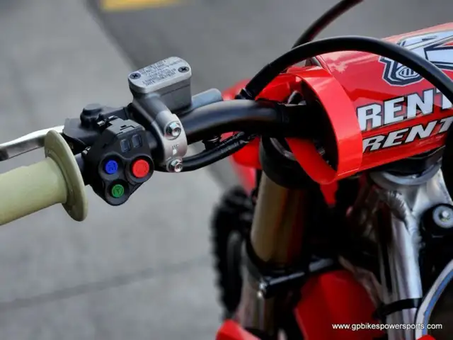 2026 Honda CRF 450RWE in Dirt Bikes & Motocross in Oshawa / Durham Region - Image 20