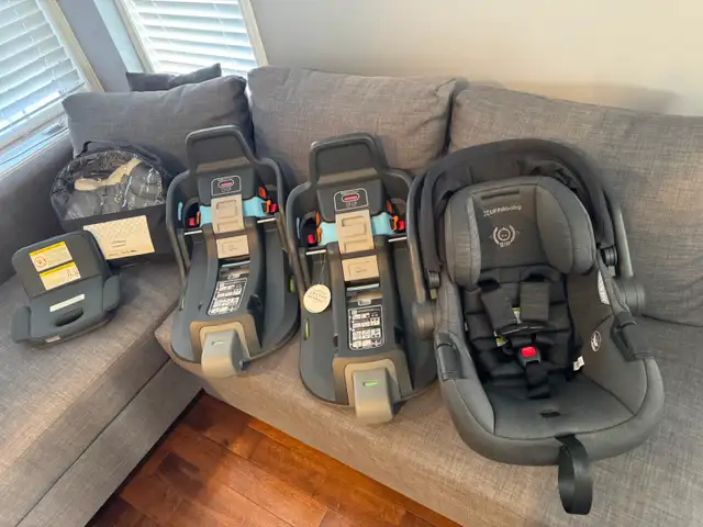 UPPAbaby Mesa Max Carseat + 2 Seat Bases + Winter CozyGanoosh in Strollers, Carriers & Car Seats in Ottawa - Image 3