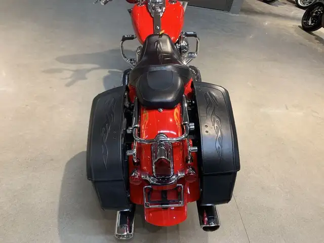 2007 Harley-Davidson FLHRSE Screamin Eagle Beautiful CVO ROAD KI in Sport Touring in Guelph - Image 9