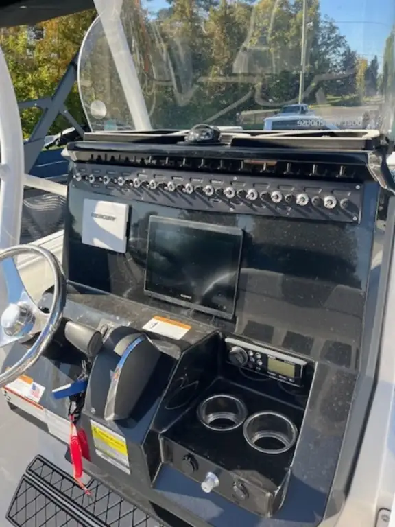 2023 Scarab 222 Fisherman in Powerboats & Motorboats in Trenton - Image 11