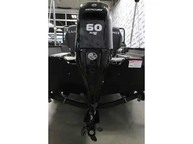 2024 Lund 1650 Angler Sport + MERCURY 60 HP & Remorque in Powerboats & Motorboats in Laurentides - Image 16