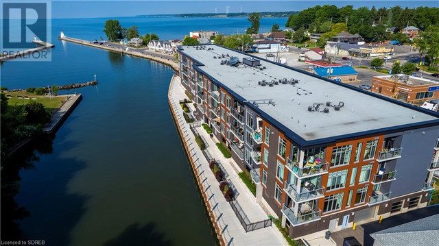 38 HARBOUR Street Unit# 416 PH Port Dover, Ontario in Condos for Sale in Norfolk County