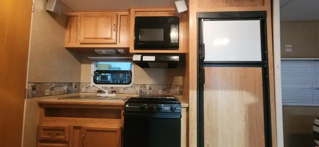 2007 Cross Roads SUNSET TRIAL in RVs & Motorhomes in Prince Albert - Image 10