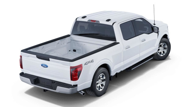 2025 Ford F-150 XLT 4WD SuperCrew 6.5' Box in Cars & Trucks in Portage la Prairie - Image 3