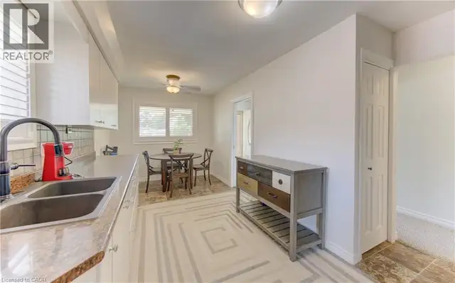 144 HOLBORN Drive Kitchener, Ontario in Houses for Sale in Kitchener / Waterloo - Image 14