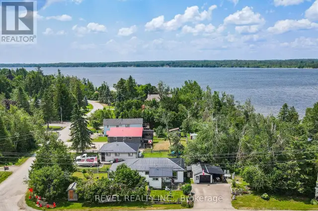 883 CENTENNIAL PARK ROAD Kawartha Lakes (Carden), Ontario63006663500161121