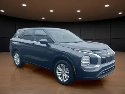 Price includes $1,000 finance credit. Price does not include fees or taxes. The 2025 Mitsubishi Outl...