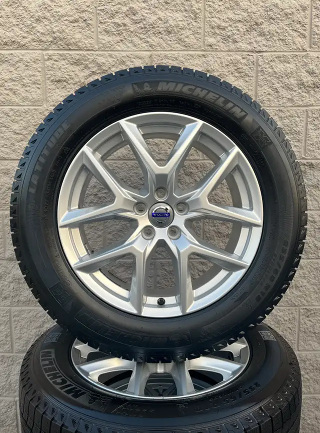 (95%) 4x Volvo XC60 18" OEM Winter Wheels Package in Tires & Rims in City of Toronto - Image 3