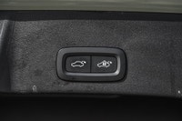 Garantie de 12 mois, kilométrage illimité : Offerte directement par Volvo Cars Canada, elle couvre d... (image 9)