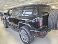 Infinity Roof, Power Hood, Power Rear Gate, Bose Premium Audio, Cooled Seats! Get ready for a revolu... (image 5)