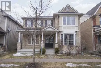 11 HORSETAIL STREET Markham (Cornell), Ontario