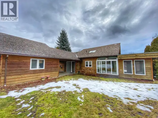 4805 STRATHERN ROAD Hazelton, British Columbia in Houses for Sale in Smithers - Image 2