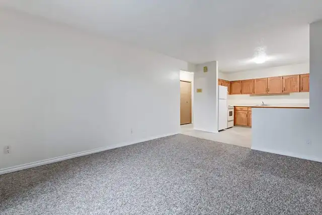 Modern Apartments with Air Conditioning - Silverwood Terrace - A in Long Term Rentals in Regina - Image 10