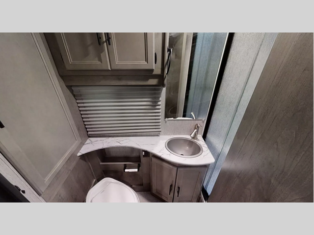 2023 Coachmen RV Freelander 29KB in RVs & Motorhomes in Dawson Creek - Image 40