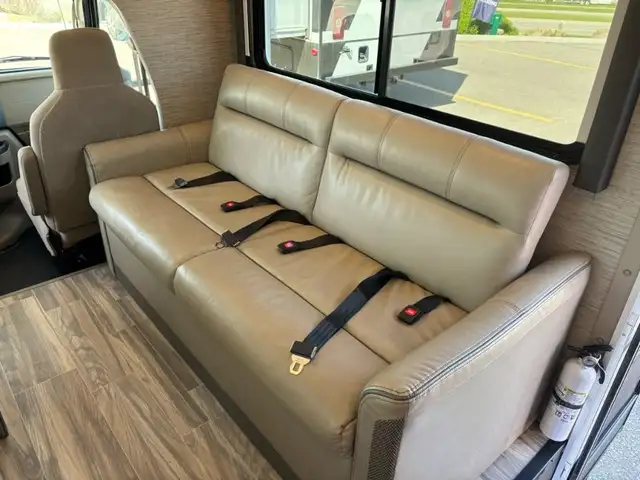 2024 Four Winds 28A in RVs & Motorhomes in Laval / North Shore - Image 21