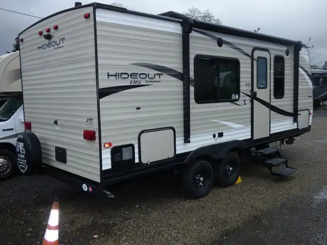 2019 KEYSTONE RV HIDEOUT 19LHSWE (FINANCING AVAILABLE) in Travel Trailers & Campers in Saskatoon - Image 5