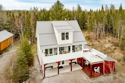 Grand lac St-François, Adstock , secteur prisé. Terrain de 50167 pi.ca sans voisin. ACCÈS AU GRAND L...