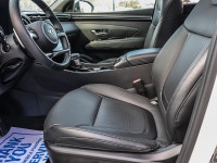 Recent Arrival! Odometer is 2423 kilometers below market average! Atlas White 2024 Hyundai Santa Cru... (image 9)