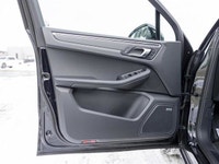 Finished In Jet Black Metallic With Matching Leather, Premium Plus Package, 20&Quot; Macan S Wheels,... (image 9)