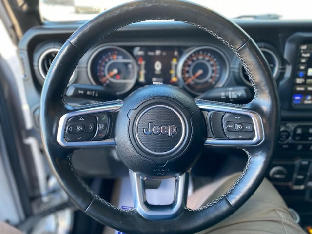 2020 Jeep Gladiator Overland Nav|Leather|Heated Seats in Cars & Trucks in Red Deer - Image 4