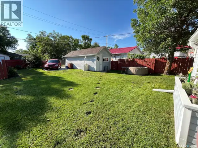 214 Marsh STREET Maple Creek, Saskatchewan in Houses for Sale in Swift Current - Image 10