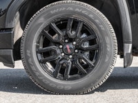 *Aluminum Wheels, Remote Start, Apple CarPlay, Android Auto, Streaming Audio!* This 2024 Sierra 1500... (image 3)