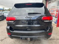 HERE IS A NICE CLEAN 1 OWNER, ACCIDENT FREE AND VERY WELL MAINTAINED JEEP GRAND CHEROKEE FOR YOU THI... (image 4)