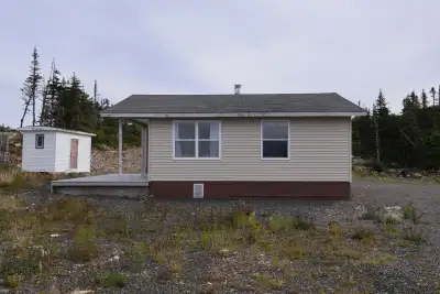 Waterfront Retreat on Gull Pond in Goobies! This rustic 2-bedroom, 1-bath cabin is the perfect getaw...