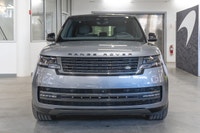 Land Rover Range Rover P400 SE SWB 2025: - Extérieur métallisé gris EIGER avec intérieur en cuir hau... (image 5)