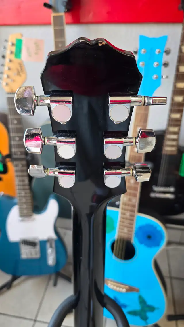 Epiphone SG G-130 1993 With Case in Guitars in Hamilton - Image 7