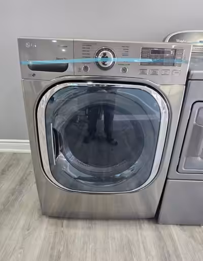 Fully working clean condition Top of the line brand Nothing broken or missing pieces Can be delivere...