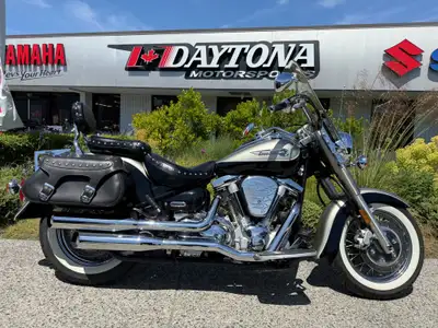 2000 YAMAHA XV1600 ROADSTAR SILVERADO. STK#00XV16. 57,850kms. Great price! $5,499.00 plus $199 doc....