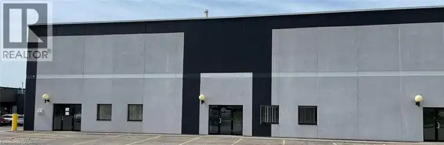 596 RENNIE Street Hamilton, Ontario in Commercial & Office Space for Rent in Oakville / Halton Region - Image 2