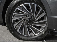 This Hyundai Sonata Hybrid has a strong Gas/Electric I-4 2.0 L/122 engine powering this Automatic tr... (image 7)