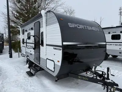 2026 KZ-RV Sportsmen Classic 191BHK 2026 KZ-RV Sportsmen Classic 191BHK Roulotte de voyage ultra lég...