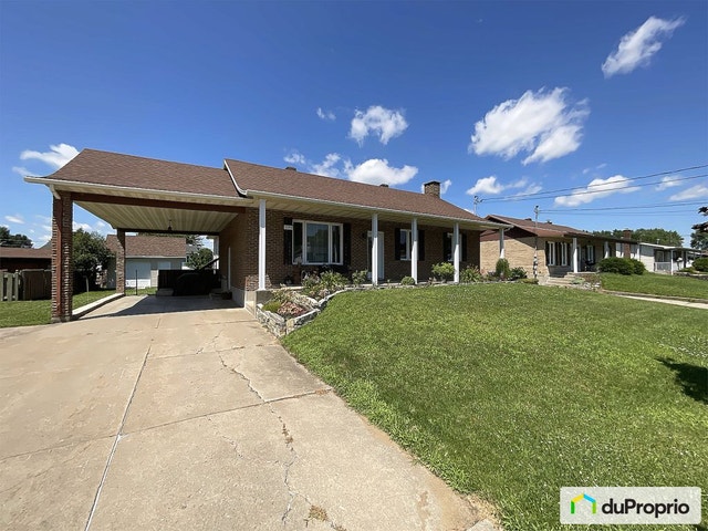 $389,000 - Bungalow for sale in Bécancour (Gentilly) — photo 1