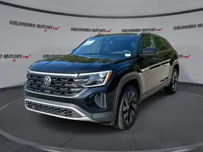 // ACCIDENT FREE!! // // SINGLE OWNER! // Meet the SUV 2024 Volkswagen Atlas Cross Sport Comfortline...