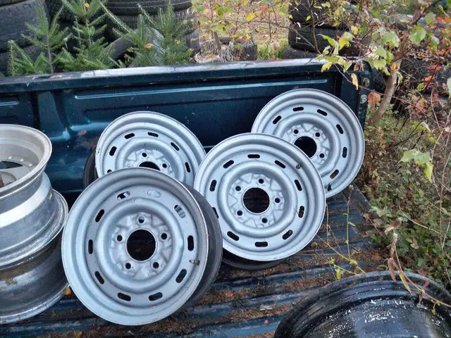 Ford F 150 wheels - lots of different sets in Tires & Rims in Annapolis Valley - Image 4